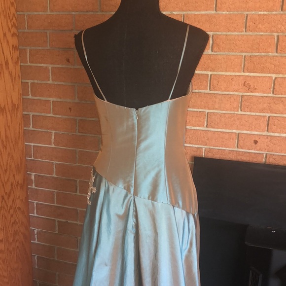 🥂MON CHERI🥂CHAMPAGNE TEAL IRIDESCENT GOWN🥂 - Picture 7 of 13